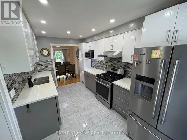 MAIN - 69 SOPHIA DRIVE, Toronto (Woburn), Ontario M1H1Z6