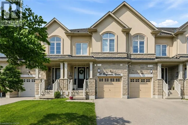 33 BAYONNE Drive, Stoney Creek, Ontario L8J0L2