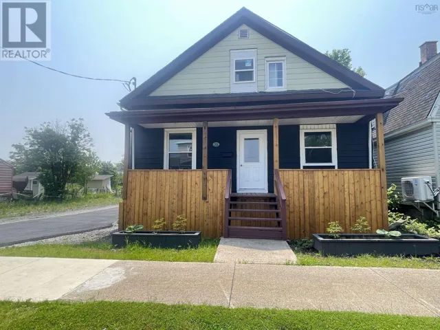 30 Wesley Street, Sydney, Nova Scotia B1N2M6