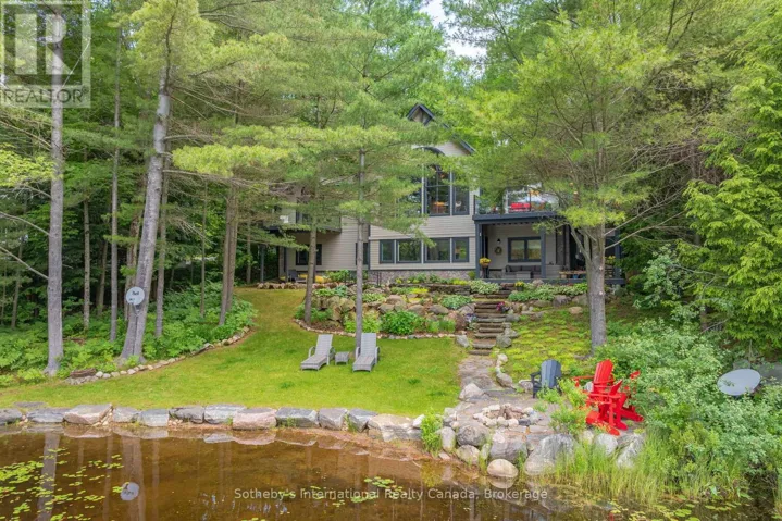 41 ESTATE DRIVE, Muskoka Lakes (Medora), Ontario P0B1J0
