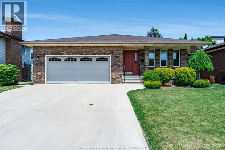 8418 Kingston, Windsor, Ontario N8S4R8