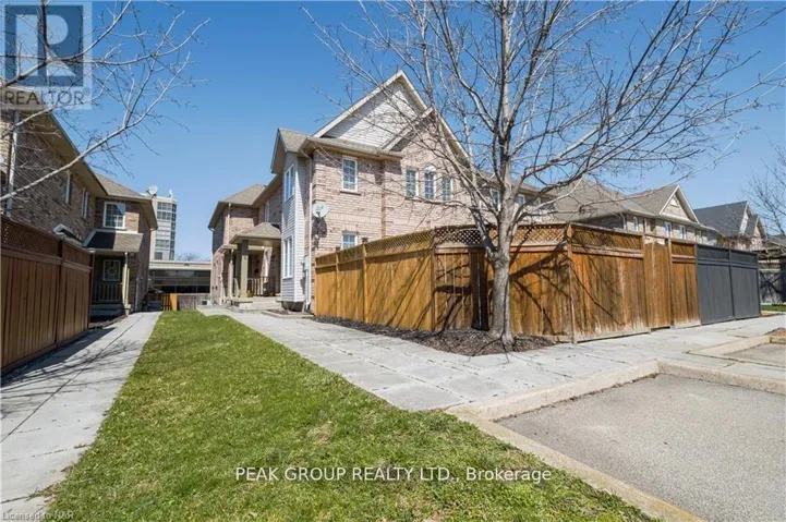 9 FLYNN COURT, St. Catharines (Grapeview), Ontario L2R6P9