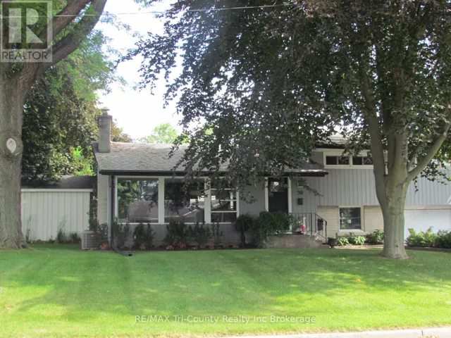 30 FAIRFIELD CRESCENT, Tillsonburg, Ontario N4G2B4