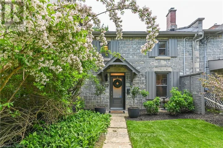 37 MEADOWVIEW AVENUE, Guelph (Junction/Onward Willow), Ontario N1H5S7
