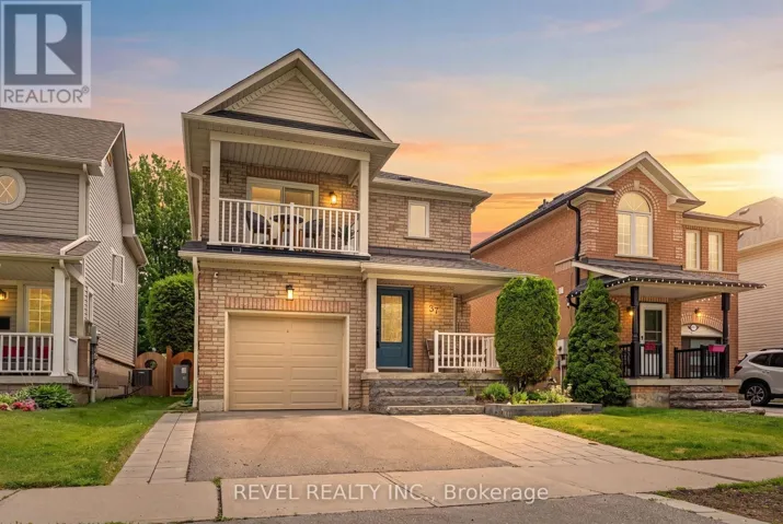 37 PORTAGE TRAIL, Whitby (Port Whitby), Ontario L1N9R3