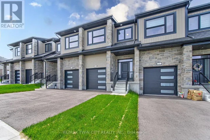 167 DUNNIGAN DRIVE, Kitchener, Ontario N2B0B1