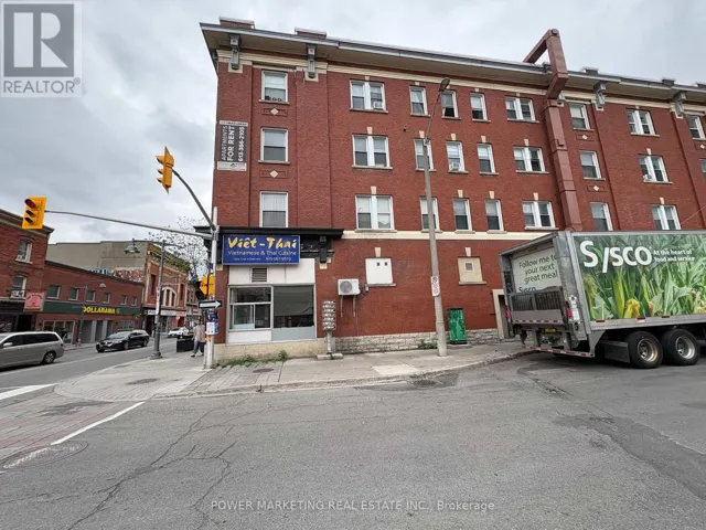 312 BANK STREET, Ottawa, Ontario K2P1Y1