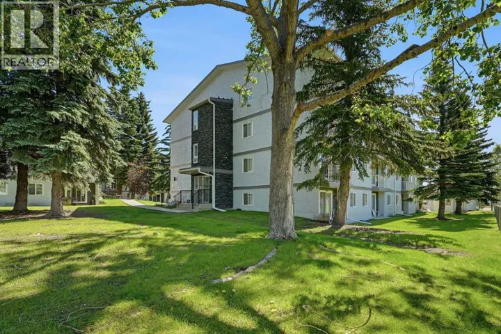 203B, 5601 Dalton Drive NW, Calgary, Alberta T3A2E2