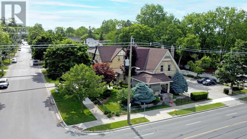 602 DUFFERIN AVENUE, London East (East F), Ontario N6B2A4