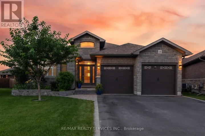 19 CHARLESTON COURT, Belleville (Thurlow Ward), Ontario K8N0H1