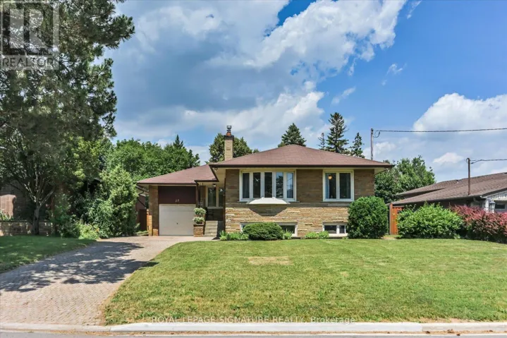22 ANEWEN DRIVE, Toronto (Victoria Village), Ontario M4A1S2