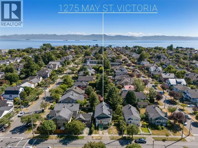 1275 May St, Victoria, British Columbia V8V2T1