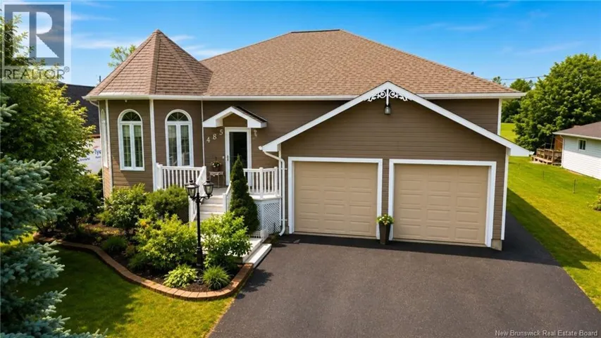 485 Rue Msgr Richard, Beresford, New Brunswick E8K1Y9