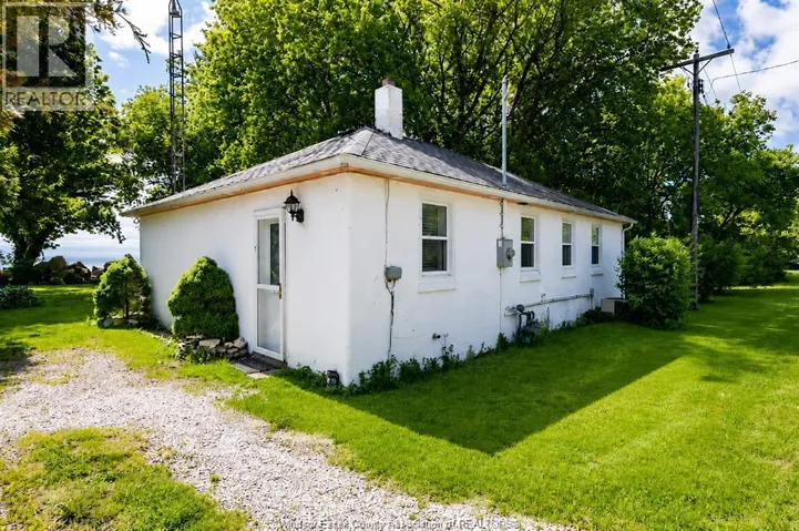 92 PULLEY, Leamington, Ontario N0P2P0