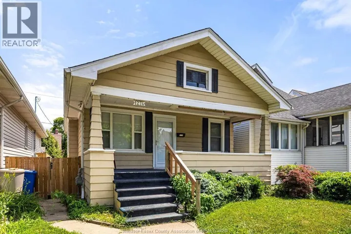 1274 WINDERMERE, Windsor, Ontario N8Y3E8