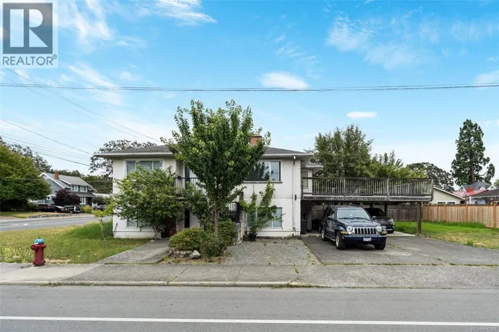 2343 Shelbourne St, Victoria, British Columbia V8R6P4
