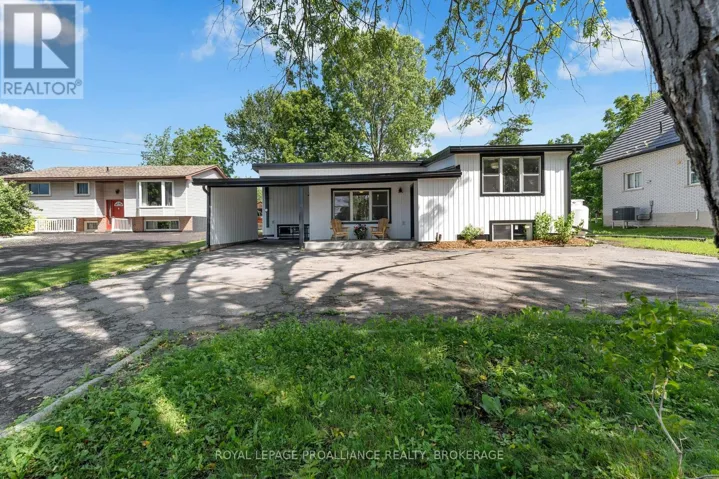 104 MAIN STREET, Loyalist (Bath), Ontario K0H1G0