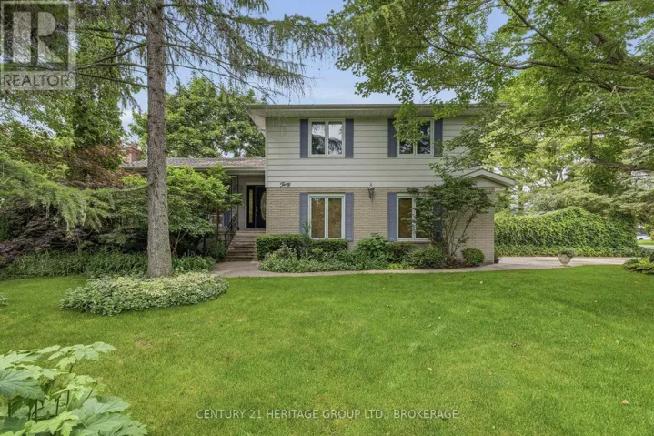 30 LAKELAND POINT DRIVE, Kingston (City SouthWest), Ontario K7M4E7