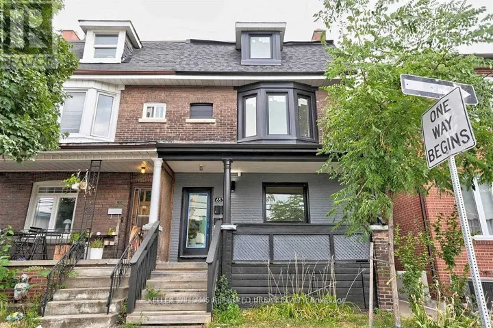 4 - 653 MANNING AVENUE, Toronto (Palmerston-Little Italy), Ontario M6G2W2