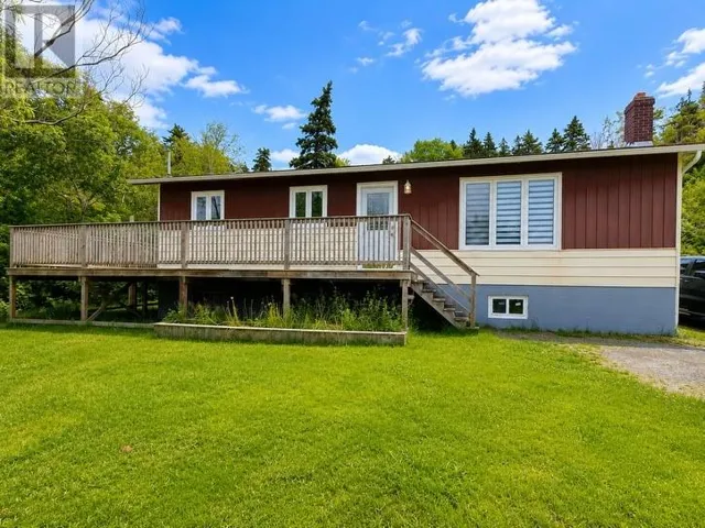 14 Middle Arm Road, Avondale, Newfoundland & Labrador A0A1B0