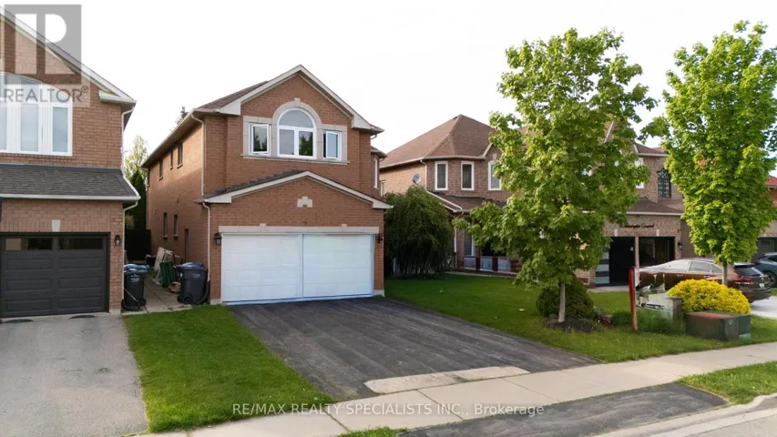 7 BANINGTON CRESCENT, Brampton (Snelgrove), Ontario L7A1G4