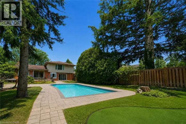 195 WILTON Street, Burlington, Ontario L7N1V8