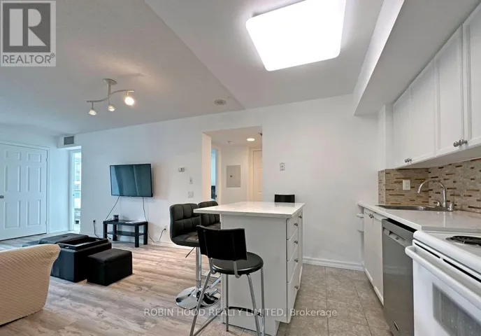 30 - 30 HARRISON GARDEN BOULEVARD, Toronto (Willowdale East), Ontario M2N7A9
