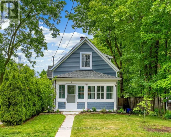 7 ALBERT STREET, Halton Hills (Georgetown), Ontario L7G2A8