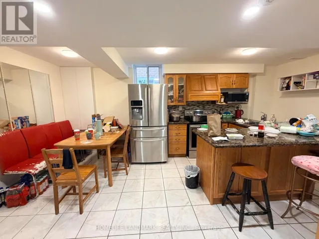 2587 CREDIT VALLEY ROAD, Mississauga (Central Erin Mills), Ontario L5M4K7