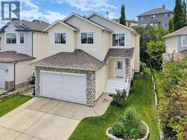 11 Bow Ridge Link, Cochrane, Alberta T4C1V7