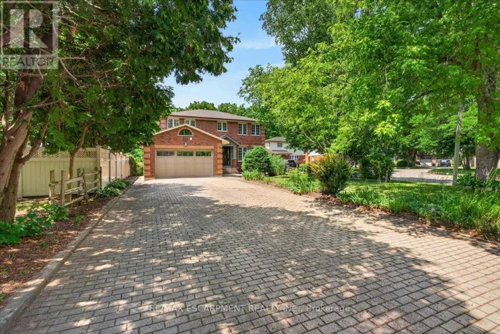 339 KINGSWAY PLACE, Milton (OM Old Milton), Ontario L9T4C8