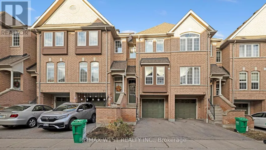 75 - 50 STRATHAVEN DRIVE, Mississauga (Hurontario), Ontario L5R4E7