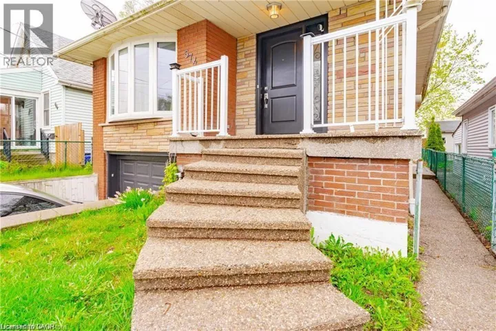 574 UPPER SHERMAN Avenue, Hamilton, Ontario L8V3M1