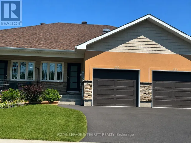 223 THIRD STREET W, Cornwall, Ontario K6J0B6