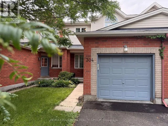 304 APPLECROSS CRESCENT, Ottawa, Ontario K2K0C4