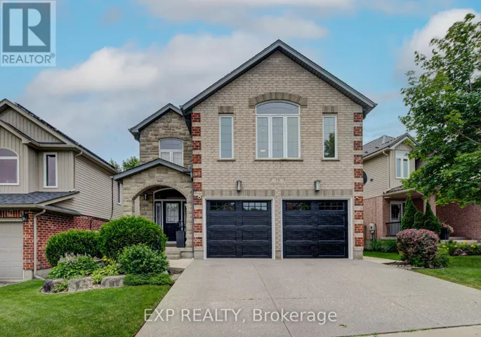 19 BRIDLERIDGE STREET, Kitchener, Ontario N2P2T9