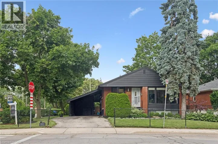 158 UPPER PARADISE Road, Hamilton, Ontario L9C5B8
