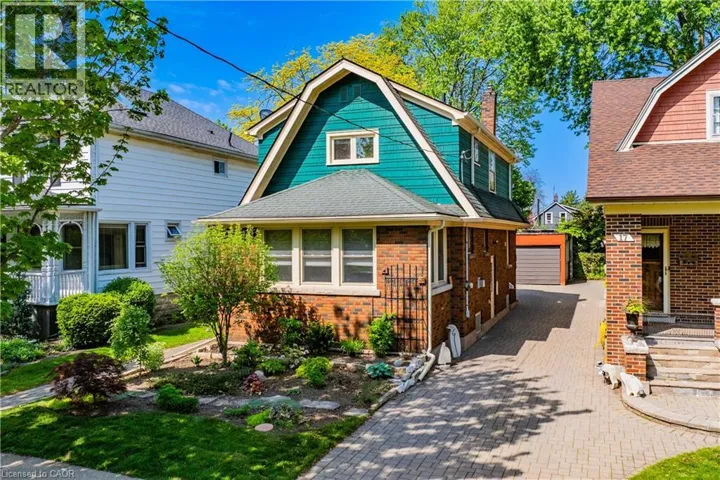 15 1/2 WOLSELEY Avenue, St. Catharines, Ontario L2R4T4