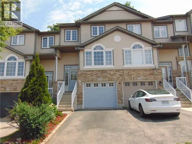 214 SNOWDROP Crescent, Kitchener, Ontario N2E4C2
