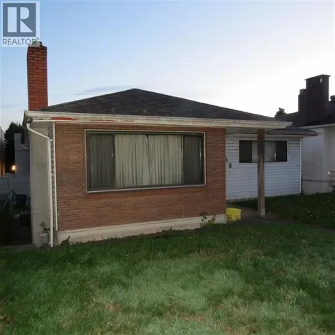 648 E 65TH AVENUE, Vancouver, British Columbia V5X2P8