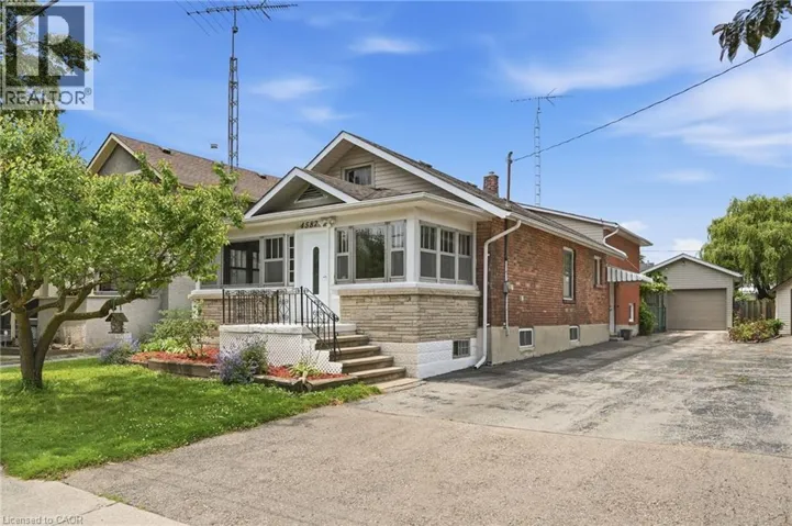 4587 THIRD Avenue, Niagara Falls, Ontario L2E4L3