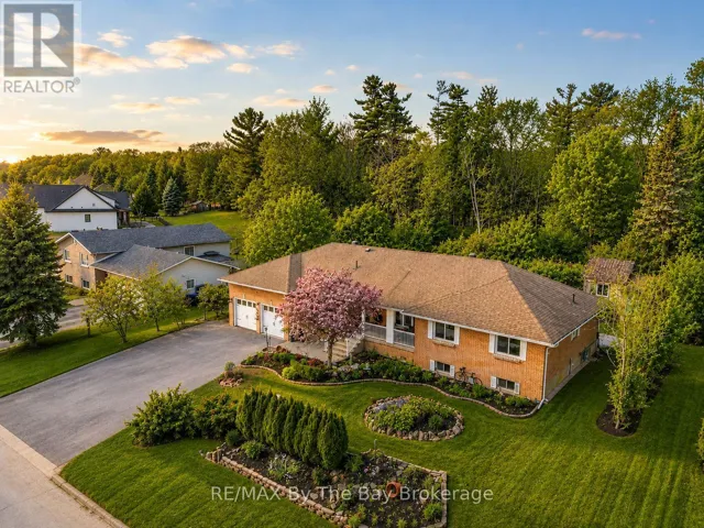 15 DEANNA DRIVE, Wasaga Beach, Ontario L9Z1J5