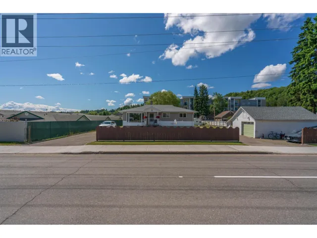 2923 FERRY AVENUE, Prince George, British Columbia V2N1L3