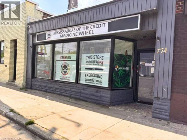 774 BARTON Street E, Hamilton, Ontario L8L3B1