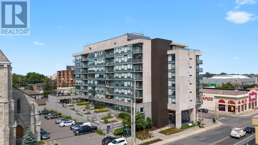 813 - 121 QUEEN STREET, Kingston (East of Sir John A. Blvd), Ontario K7K0G6
