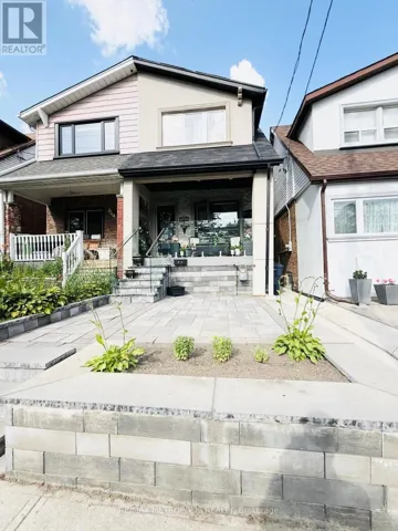 MAIN & UPPER - 383 COXWELL AVENUE, Toronto (East End-Danforth), Ontario M4L3B8
