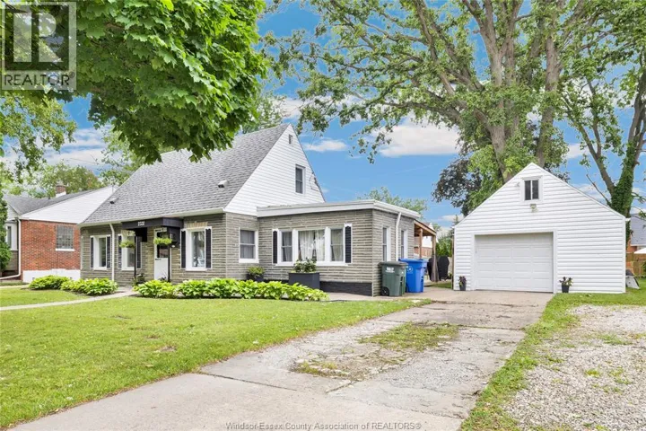 2337 PARKWOOD AVENUE, Windsor, Ontario N8W2K3