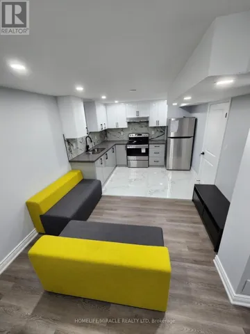 137 SUNFOREST DRIVE, Brampton (Heart Lake West), Ontario L6Z4B2