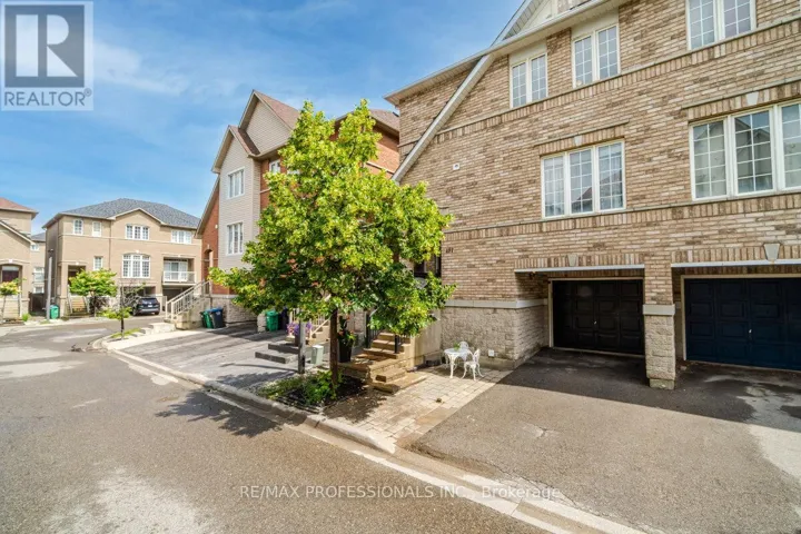 151 MAIN/UPPER - 7155 MAGISTRATE TERRACE, Mississauga (Meadowvale Village), Ontario L5W1Y9