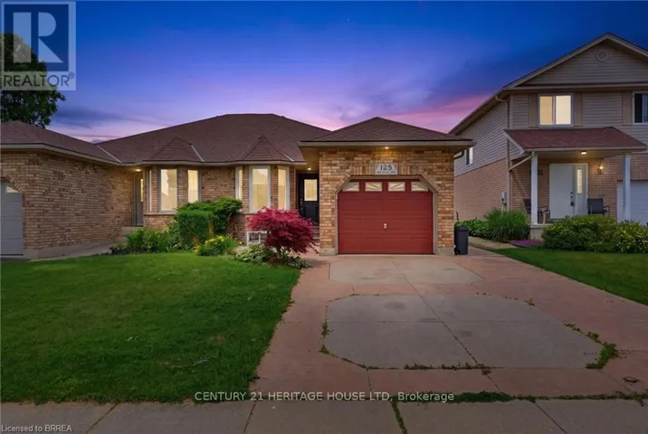 125 WHITLAW WAY, Brant (Paris), Ontario N3L4C9